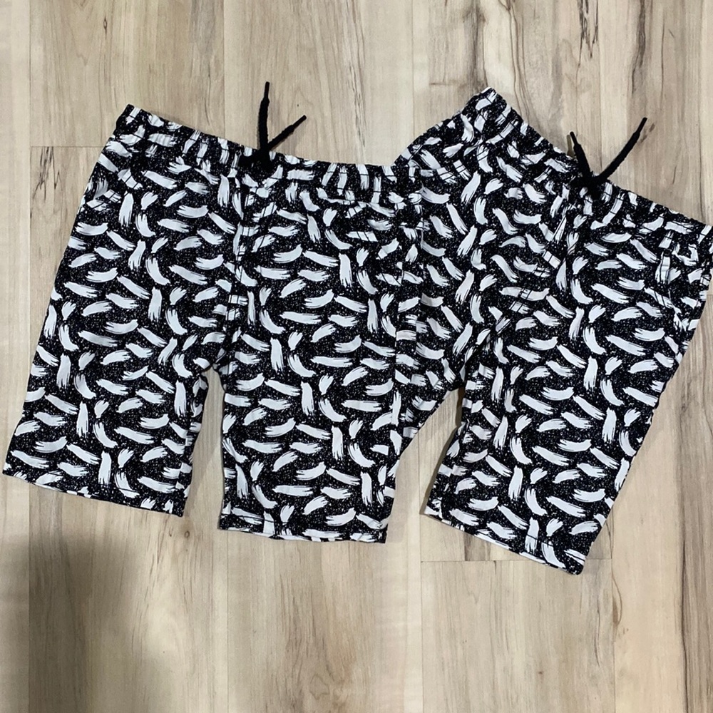 Kids cotton shorts.